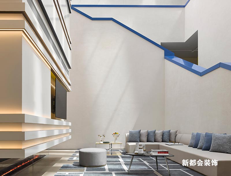 休息區，可以觀看典電影電視節目