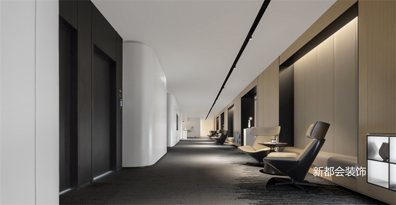 地產(chǎn)公司辦公空間裝修效果